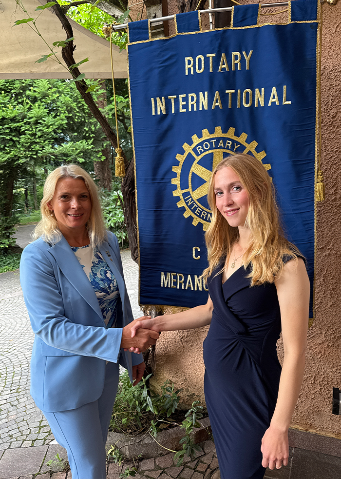 Präsidentin Christine Horn & Nachhaltigkeitswissenschaftlerin Clara Gulde